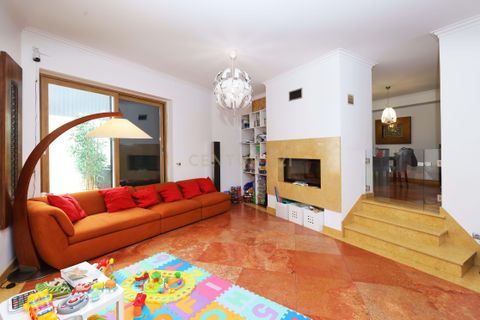 Villa i Odivelas, Lisbon, Odivelas - € 870.000 | Ref: 1769-02331 - foto 19