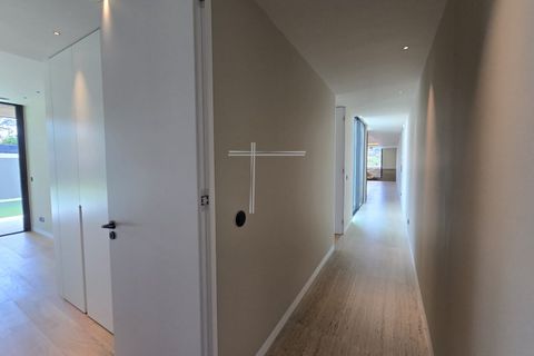 Villa i Corroios, Setubal, Corroios - € 2.400.000 | Ref: 18221 - foto 18