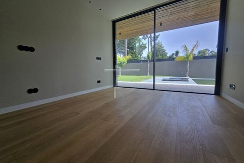 Villa i Corroios, Setubal, Corroios - € 2.400.000 | Ref: 18221 - foto 26