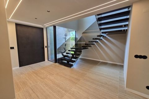 Villa i Corroios, Setubal, Corroios - € 2.400.000 | Ref: 18221 - foto 45