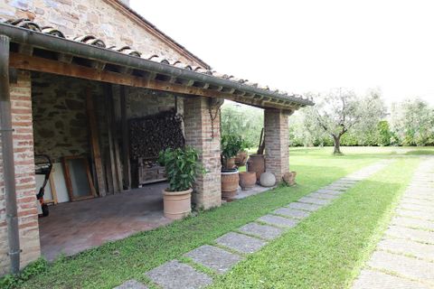 Villa i Lucca, Lucca, Lucca - € 610.000 | Ref: IA04227 - foto 2