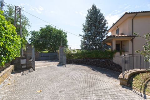 Villa a Vetralla, Viterbo, Vetralla - € 315.000 | Ref: CBI006-4-333096 - foto 37