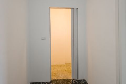 Lejlighed i Torino, Turin, Torino - € 55.000 | Ref: 001-181 - foto 10