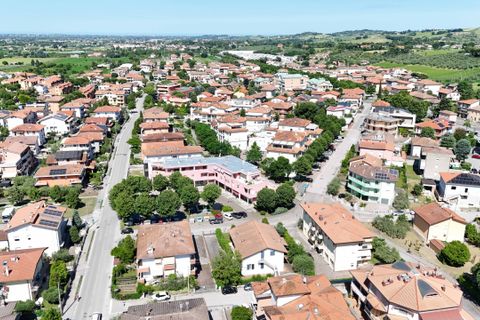 Villa a Verucchio, Rimini, Verucchio - € 465.000 | Ref: 4604 - foto 11