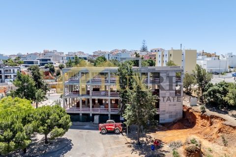 Erhvervsejendom i Estombar, Faro, Estombar - € 380.000 | Ref: LUX0320 - foto 6