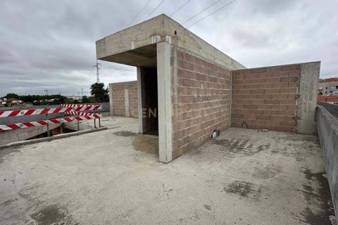 Helårsgrund i Aveiro, Aveiro, Aveiro - € 640.000 | Ref: C0385-01006 - foto 25