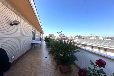 Leilighet i Pescara, Pescara, Pescara - € 600 000 | Ref: EV -  ELEGANTE ATTICO IN VENDITA A PORTANUOVA - foto 16
