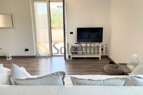 Apartament a Bari, Bari, Bari - € 750/mes | Ref: AA2402 - foto 4