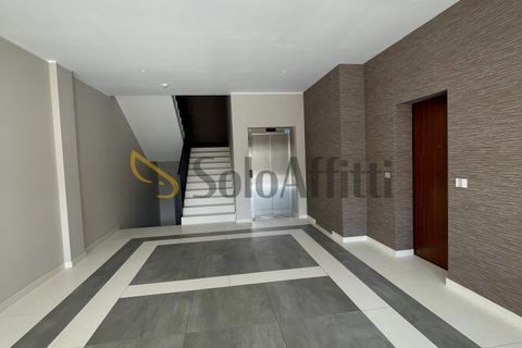 Apartament a Bari, Bari, Bari - € 1.100/mes | Ref: AA2569 - foto 14