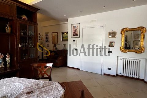 Villa a Bari, Bari, Bari - € 1.300/mes | Ref: AA2607 - foto 16