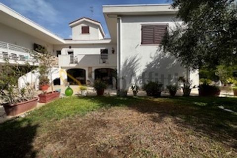 Villa a Bari, Bari, Bari - € 1.300/mes | Ref: AA2607 - foto 36