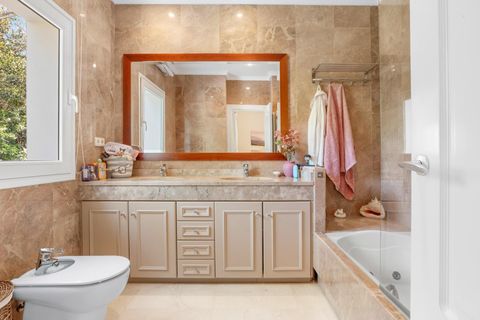 Villa a Benahavis, Malaga, Benahavis - € 2.690.000 | Ref: DLR17079/14009 - foto 16