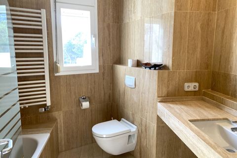 Byhus i Santa Eulalia Del Rio, Ibiza, Santa Eulalia Del Rio - € 1.290.000 | Ref: Adosado esquinero vista mar Santa Eulalia. - foto 7