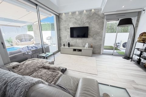 Villa a Cabo Roig, Alicante, Cabo Roig - € 619.995 | Ref: 781834 - foto 7
