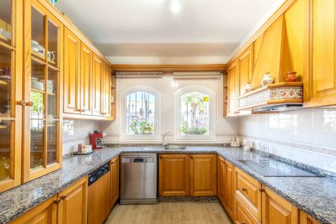 Villa a Fuengirola, Malaga, Fuengirola - € 1.050.000 | Ref: MLSC8197483 - foto 7