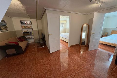 Villa i Torrevieja, Alicante, Torrevieja - € 594.900 | Ref: GED3206 - foto 17