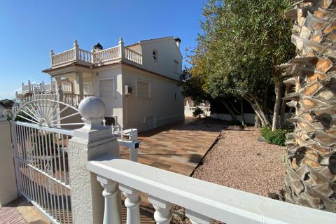 Villa i Torrevieja, Alicante, Torrevieja - € 594.900 | Ref: GED3206 - foto 22