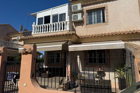 Villa i Playa Flamenca, Alicante, Playa Flamenca - € 299.999 | Ref: GED3207 - foto 6