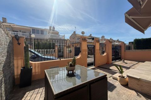 Villa i Playa Flamenca, Alicante, Playa Flamenca - € 299.999 | Ref: GED3207 - foto 9