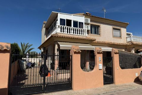 Villa i Playa Flamenca, Alicante, Playa Flamenca - € 299.999 | Ref: GED3207 - foto 11