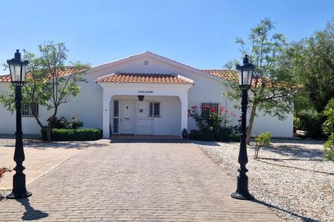 Villa i Vinuela, Malaga, Vinuela - € 590.000 | Ref: XL4709 - foto 1