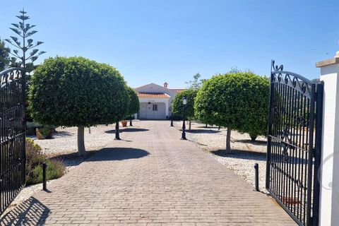 Villa i Vinuela, Malaga, Vinuela - € 590.000 | Ref: XL4709 - foto 2