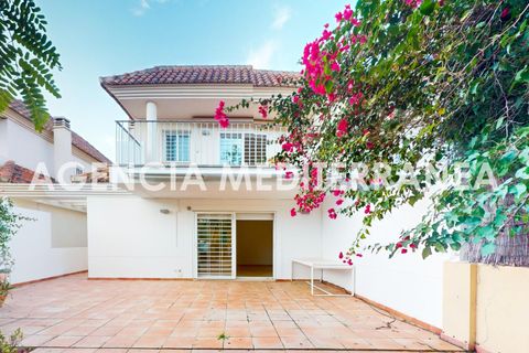 Rækkehus i Paterna, Valencia, Paterna - € 495.000 | Ref: 4967/5940 - foto 1