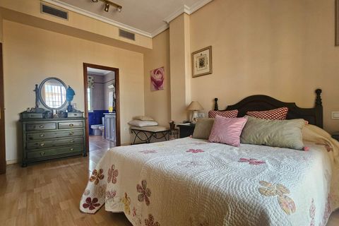 Villa en Bormujos, Sevilla, Bormujos - € 465.000 | Ref: EXP14504/8930 - photo 22