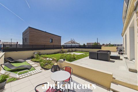 Villa a Couëron, Loire-Atlantique, Couëron - € 542.800 | Ref: BMVM270522044220 - foto 5