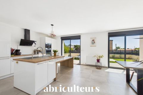 Villa a Couëron, Loire-Atlantique, Couëron - € 542.800 | Ref: BMVM270522044220 - foto 13
