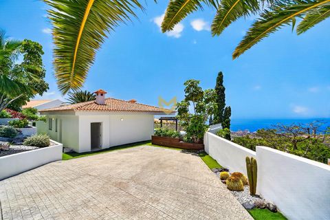 Villa a Adeje, Tenerife, Adeje - € 790.000 | Ref: P00109/13668 - foto 24