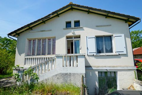 Dorpshuis in Duras, Lot-et-Garonne, Duras - € 148.400 | Ref: D5182 - foto 1