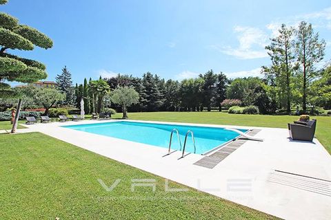 Villa i Dalmine, Bergamo, Dalmine - € 2.000.000 | Ref: Dalmine980_6 - foto 12