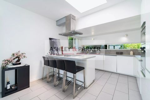Villa i Le Cannet, Alpes-Maritimes, Le Cannet - € 2.099.000 | Ref: OL3321 - foto 10