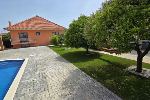 Villa i Quinta do Conde, Setubal, Quinta do Conde - € 797.000 | Ref: SF-SAFTI:008276 - foto 1