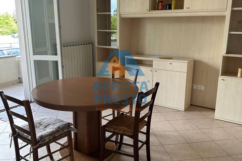 Apartament a Empoli, Florence, Empoli - € 700/mes | Ref: AA9432 - foto 3