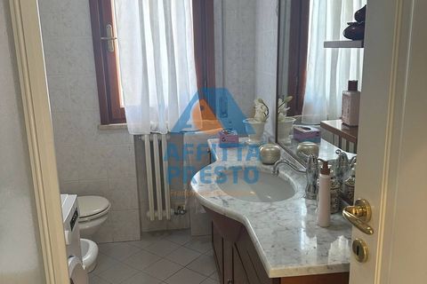 Villa a Vinci, Florence, Vinci - € 1.000/mes | Ref: AA9437 - foto 12