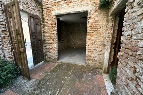 Villa a Mantua, Mantua, Mantua - € 75.000 | Ref: 6442 - foto 5