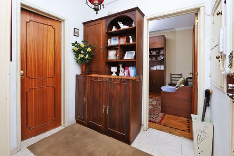 Lejlighed i Amadora, Lisbon, Amadora - € 220.000 | Ref: C0417-00466 - foto 3
