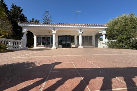 Helårsgrund i Estepona, Malaga, Estepona - € 1.150.000 | Ref: DLR17082/14009 - foto 2