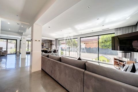 Villa a Castelldefels, Barcelona, Castelldefels - € 11.000/mes | Ref: 15036 - foto 8