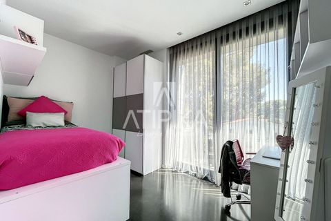 Villa a Castelldefels, Barcelona, Castelldefels - € 11.000/mes | Ref: 15036 - foto 24