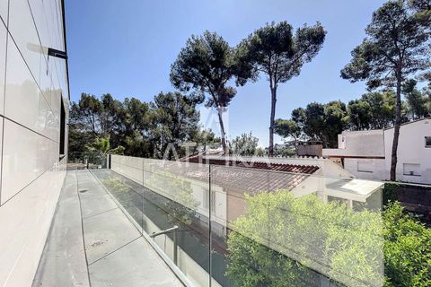 Villa a Castelldefels, Barcelona, Castelldefels - € 11.000/mes | Ref: 15036 - foto 33