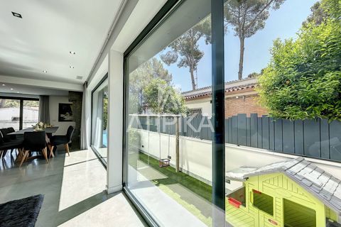 Villa a Castelldefels, Barcelona, Castelldefels - € 11.000/mes | Ref: 15036 - foto 35