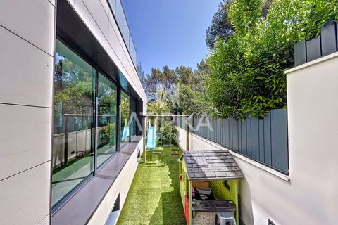 Villa a Castelldefels, Barcelona, Castelldefels - € 11.000/mes | Ref: 15036 - foto 36