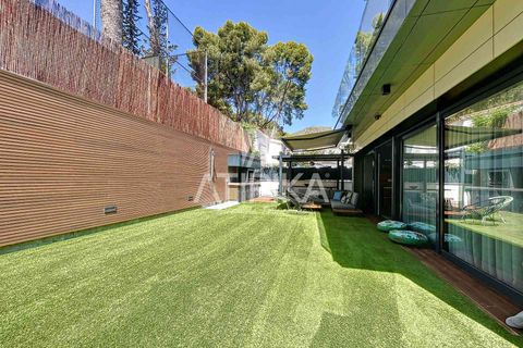Villa a Castelldefels, Barcelona, Castelldefels - € 11.000/mes | Ref: 15036 - foto 37