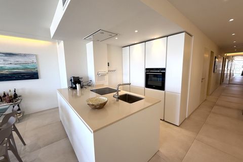 Leilighet i Ibiza, Ibiza, Ibiza - € 2 439 000 | Ref: Botafoch primera linea, apartamento  vista mar - foto 18