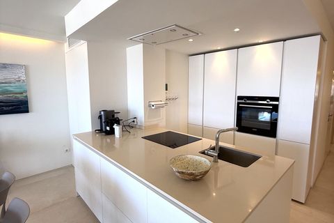 Leilighet i Ibiza, Ibiza, Ibiza - € 2 439 000 | Ref: Botafoch primera linea, apartamento  vista mar - foto 20