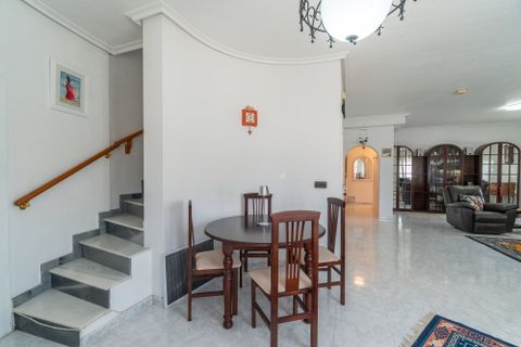 Villa i Playa Flamenca, Alicante, Playa Flamenca - € 599.000 | Ref: CM417 - foto 4