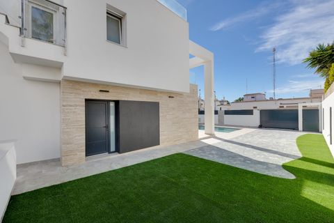 Villa i Torrevieja, Alicante, Torrevieja - € 750.000 | Ref: C093-D01-V44 - foto 3
